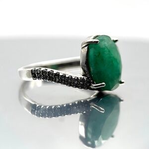 Natural Green Emerald 925 Sterling Silver Ring